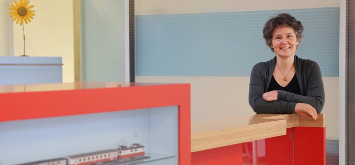 La pédiatre Stephanie Stücheli-Herlach dans son cabinet à Uster. Elle a survécu à un sepsis en 2016.